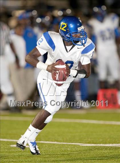 Thumbnail 1 in Crenshaw @ Norco photogallery.