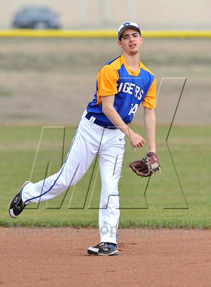 Thumbnail 3 in Whitewright vs. Bland (Blue Ridge Tournament) photogallery.