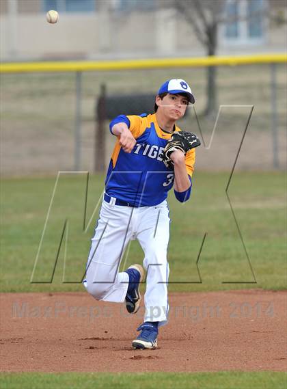Thumbnail 2 in Whitewright vs. Bland (Blue Ridge Tournament) photogallery.