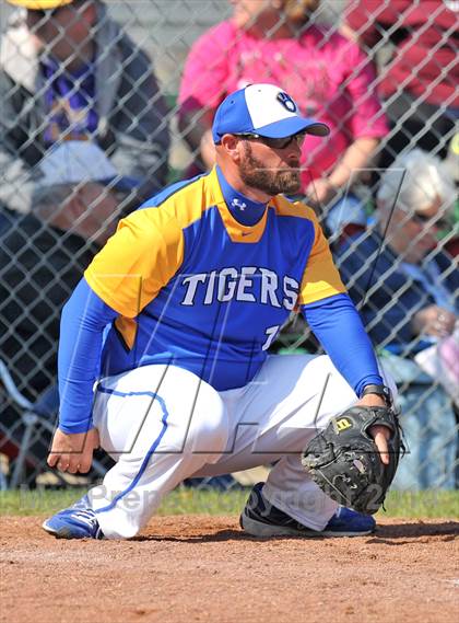 Thumbnail 3 in Whitewright vs. Bland (Blue Ridge Tournament) photogallery.