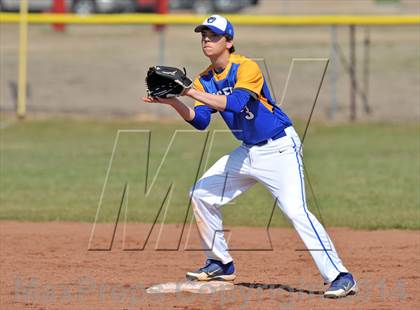 Thumbnail 1 in Whitewright vs. Bland (Blue Ridge Tournament) photogallery.