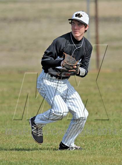 Thumbnail 3 in Whitewright vs. Bland (Blue Ridge Tournament) photogallery.
