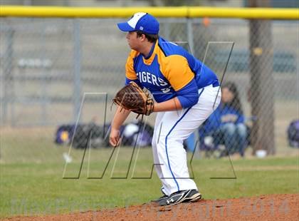 Thumbnail 3 in Whitewright vs. Bland (Blue Ridge Tournament) photogallery.