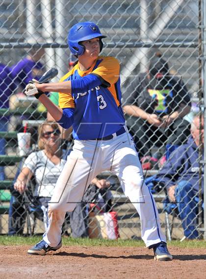 Thumbnail 1 in Whitewright vs. Bland (Blue Ridge Tournament) photogallery.