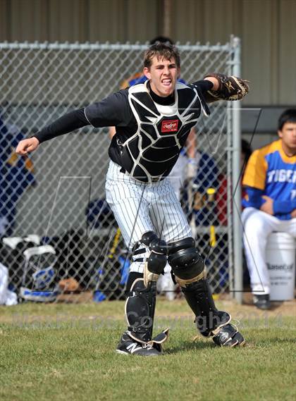 Thumbnail 1 in Whitewright vs. Bland (Blue Ridge Tournament) photogallery.