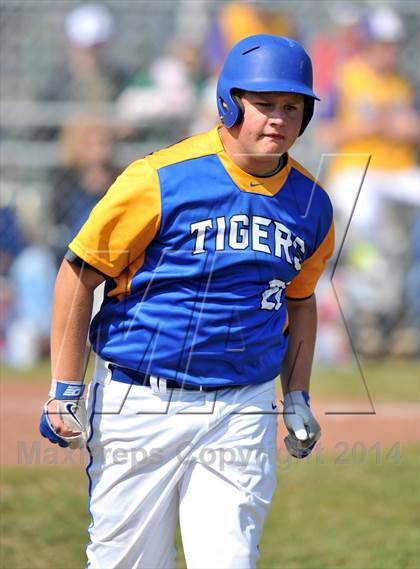 Thumbnail 1 in Whitewright vs. Bland (Blue Ridge Tournament) photogallery.