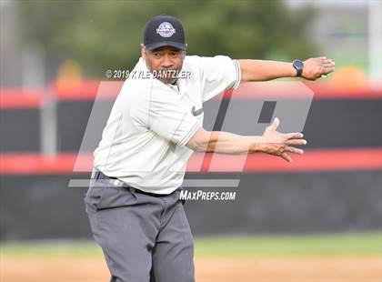Thumbnail 1 in Liberty Christian vs Grapevine Faith Christian (Texas Private School Classic) photogallery.