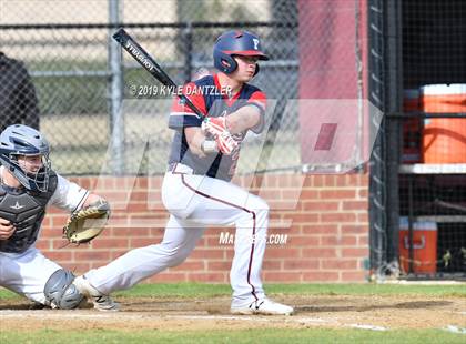 Thumbnail 2 in Liberty Christian vs Grapevine Faith Christian (Texas Private School Classic) photogallery.