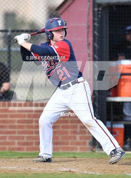 Thumbnail 2 in Liberty Christian vs Grapevine Faith Christian (Texas Private School Classic) photogallery.