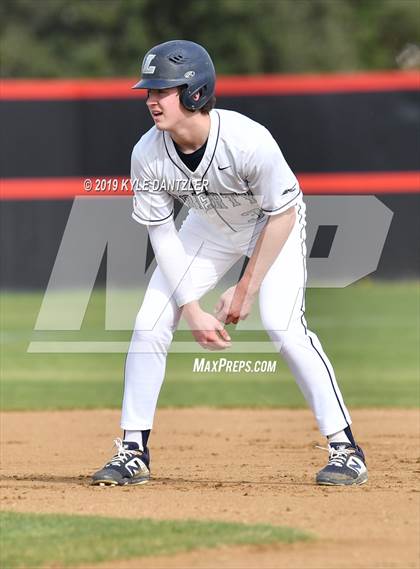 Thumbnail 3 in Liberty Christian vs Grapevine Faith Christian (Texas Private School Classic) photogallery.