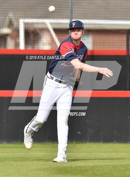 Thumbnail 1 in Liberty Christian vs Grapevine Faith Christian (Texas Private School Classic) photogallery.