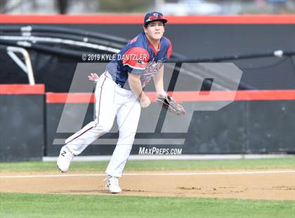 Thumbnail 1 in Liberty Christian vs Grapevine Faith Christian (Texas Private School Classic) photogallery.