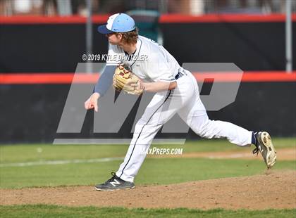 Thumbnail 3 in Liberty Christian vs Grapevine Faith Christian (Texas Private School Classic) photogallery.