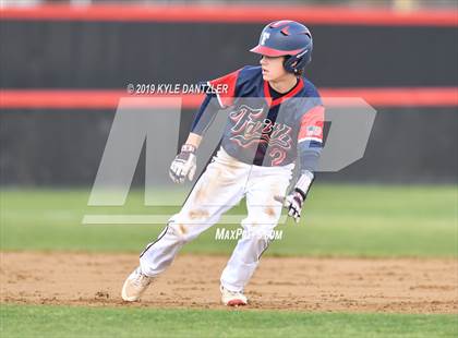 Thumbnail 2 in Liberty Christian vs Grapevine Faith Christian (Texas Private School Classic) photogallery.