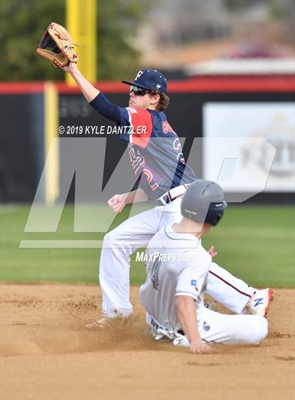 Thumbnail 3 in Liberty Christian vs Grapevine Faith Christian (Texas Private School Classic) photogallery.