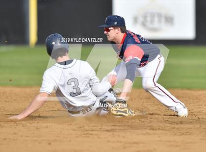 Thumbnail 2 in Liberty Christian vs Grapevine Faith Christian (Texas Private School Classic) photogallery.