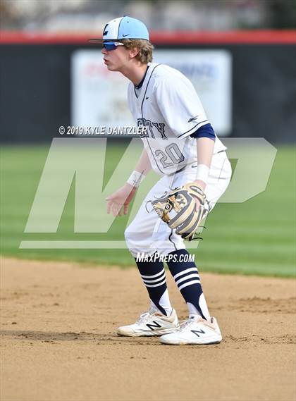 Thumbnail 1 in Liberty Christian vs Grapevine Faith Christian (Texas Private School Classic) photogallery.