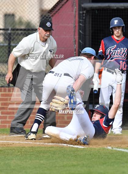 Thumbnail 2 in Liberty Christian vs Grapevine Faith Christian (Texas Private School Classic) photogallery.