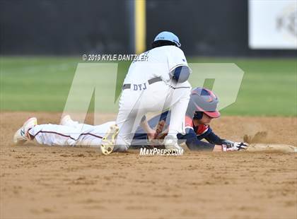 Thumbnail 1 in Liberty Christian vs Grapevine Faith Christian (Texas Private School Classic) photogallery.