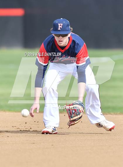 Thumbnail 1 in Liberty Christian vs Grapevine Faith Christian (Texas Private School Classic) photogallery.