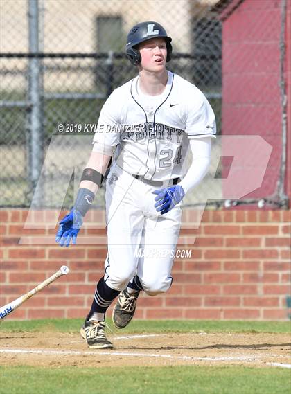 Thumbnail 2 in Liberty Christian vs Grapevine Faith Christian (Texas Private School Classic) photogallery.