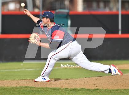 Thumbnail 2 in Liberty Christian vs Grapevine Faith Christian (Texas Private School Classic) photogallery.