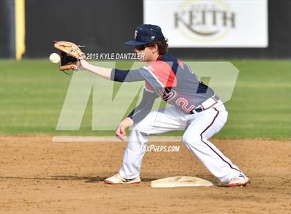 Thumbnail 2 in Liberty Christian vs Grapevine Faith Christian (Texas Private School Classic) photogallery.