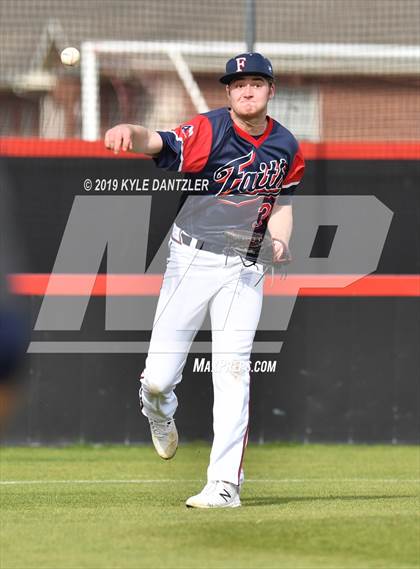 Thumbnail 3 in Liberty Christian vs Grapevine Faith Christian (Texas Private School Classic) photogallery.
