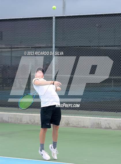 Thumbnail 2 in UIL 3A & 4A Tennis Doubles Quarterfinals photogallery.