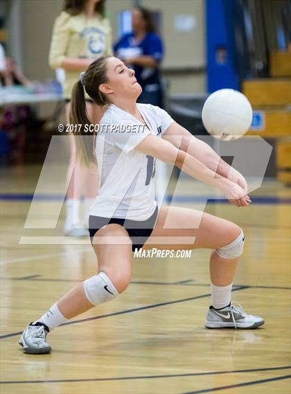 Thumbnail 2 in Great Oak @ Vista Murrieta photogallery.