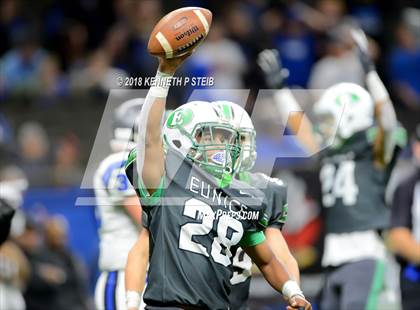 Thumbnail 2 in Sterlington vs. Eunice (LHSAA 3A Final)  photogallery.