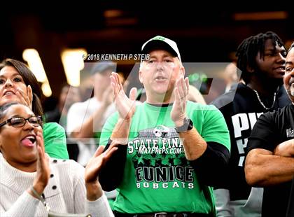 Thumbnail 3 in Sterlington vs. Eunice (LHSAA 3A Final)  photogallery.
