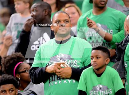 Thumbnail 2 in Sterlington vs. Eunice (LHSAA 3A Final)  photogallery.