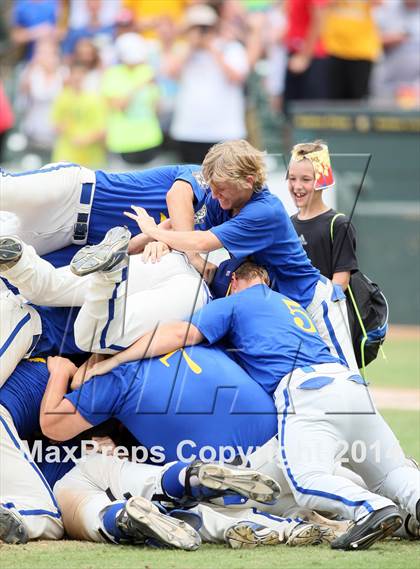 Thumbnail 1 in Troy vs. Sunnyvale (UIL 2A Final) photogallery.