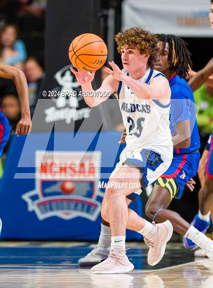 Thumbnail 2 in Lake Norman vs North Mecklenburg (NCHSAA 4A Regional Final) photogallery.