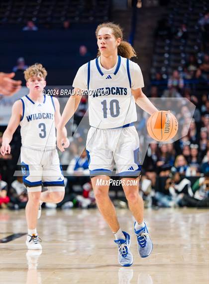 Thumbnail 2 in Lake Norman vs North Mecklenburg (NCHSAA 4A Regional Final) photogallery.