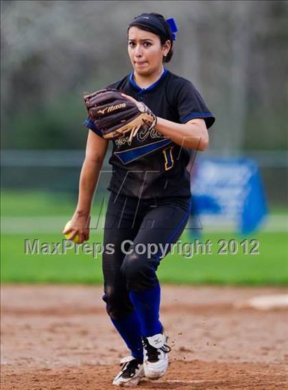 Thumbnail 1 in Sweeny vs Bay City (1st Capitol Classic) photogallery.