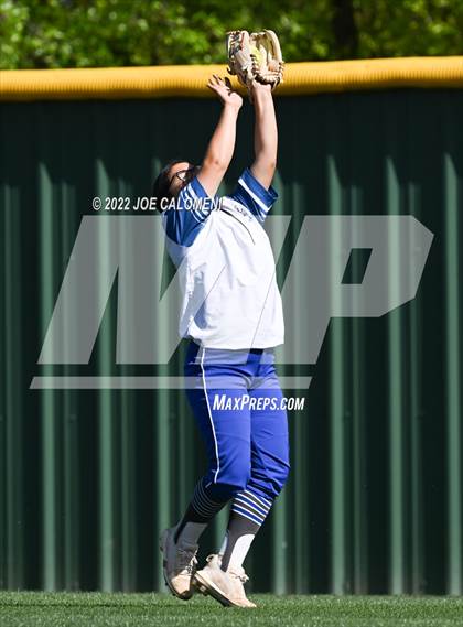 Thumbnail 1 in Lee vs MacArthur [Douglas] photogallery.