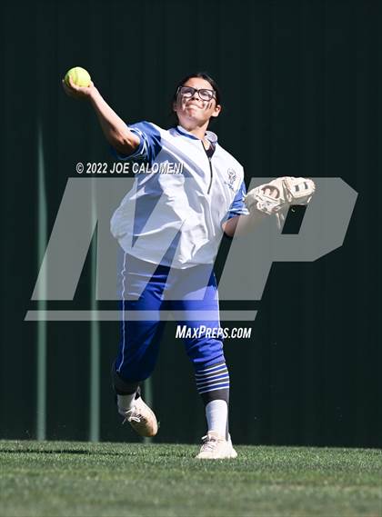 Thumbnail 2 in Lee vs MacArthur [Douglas] photogallery.