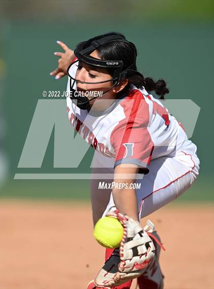 Thumbnail 3 in Lee vs MacArthur [Douglas] photogallery.