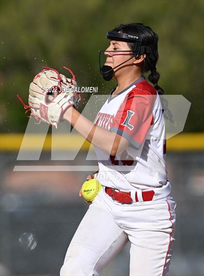 Thumbnail 1 in Lee vs MacArthur [Douglas] photogallery.