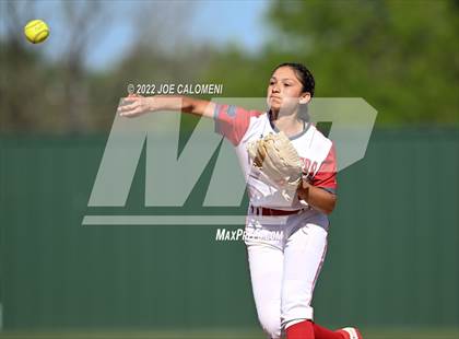 Thumbnail 3 in Lee vs MacArthur [Douglas] photogallery.