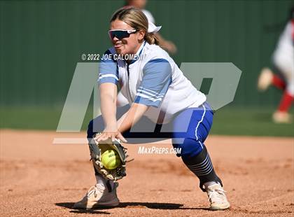 Thumbnail 3 in Lee vs MacArthur [Douglas] photogallery.