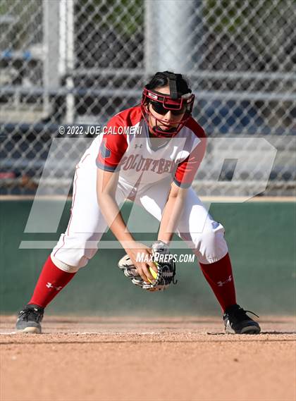 Thumbnail 2 in Lee vs MacArthur [Douglas] photogallery.