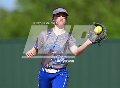 Thumbnail 3 in Lee vs MacArthur [Douglas] photogallery.