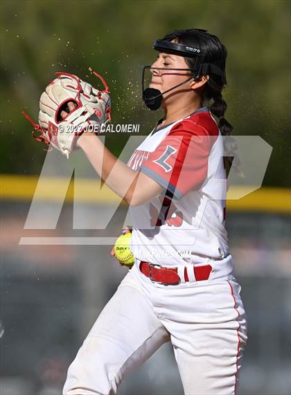 Thumbnail 2 in Lee vs MacArthur [Douglas] photogallery.