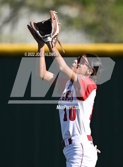 Thumbnail 2 in Lee vs MacArthur [Douglas] photogallery.