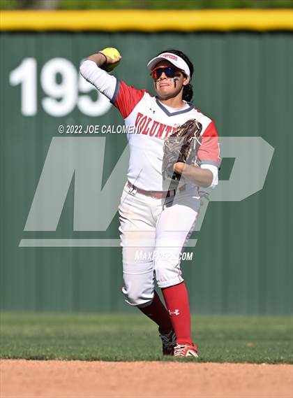 Thumbnail 1 in Lee vs MacArthur [Douglas] photogallery.