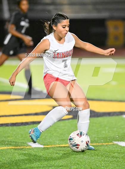 Thumbnail 1 in Mingus @ Goldwater photogallery.