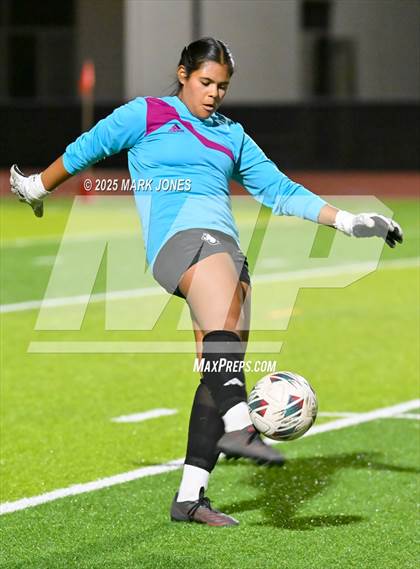 Thumbnail 1 in Mingus @ Goldwater photogallery.